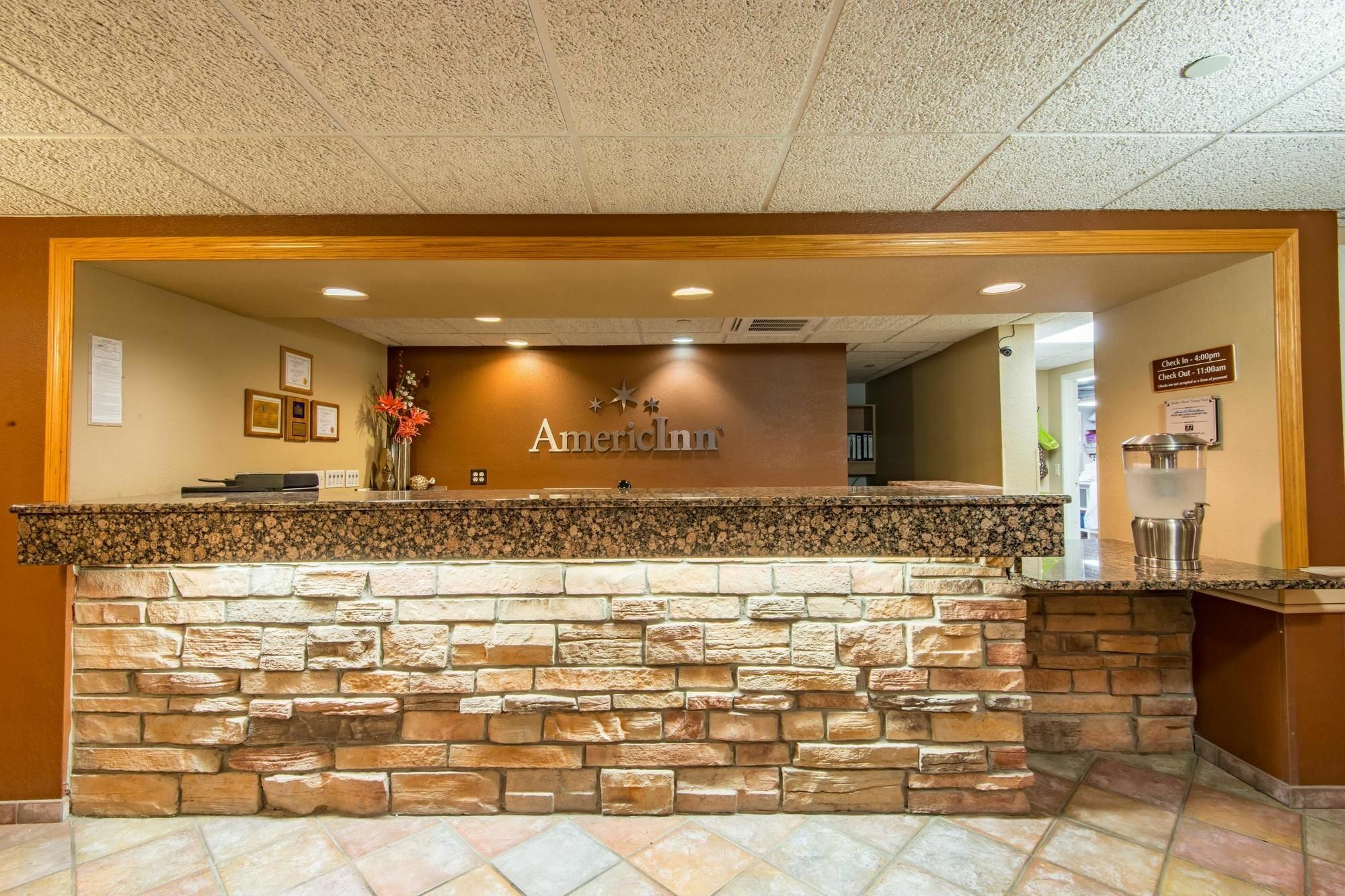 Americinn By Wyndham Окободжі Екстер'єр фото